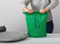 Therm-a-Rest Thermarest BlockerLite Pump Sack -Promos Camping Boutique sac pompe thermarest blockerlite pumpsack 20l 04